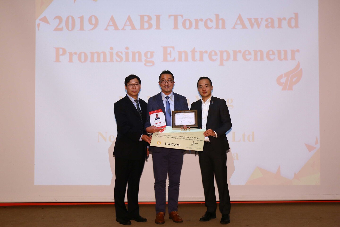 20191107-aabi_4-HKSTP GARNERS PRESTIGIOUS INCUBATOR OF THE YEAR AT 2019 AABI AWARDS CEREMONY
