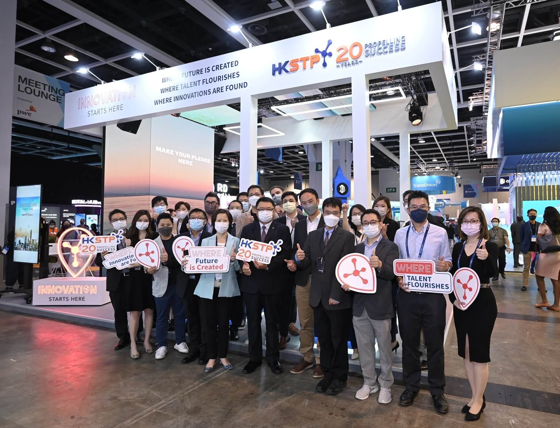 rszphoto6HKSTP UNVEILS FINTECH VIRTUAL LAB TO ACCELERATE FINTECH RD AND COMMERCIALISATION